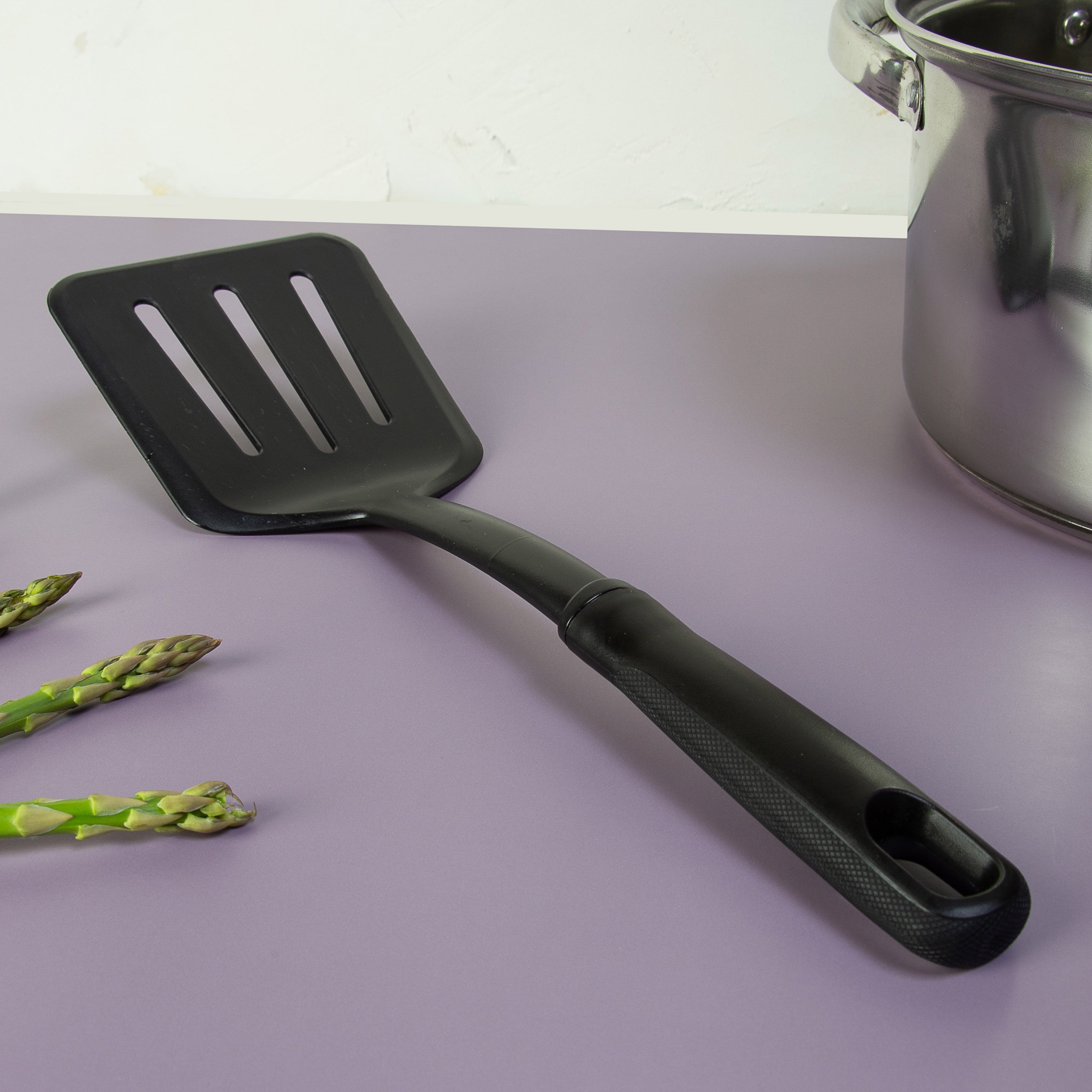 (8 pack) Nylon Slotted Kitchen Turner with Soft Grip Handle, Black - Image 5