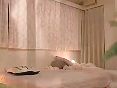 08477,A woman's pleasure is in full swing!