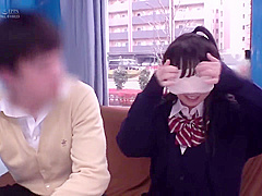 230430彼氏のちんこも分からない少女10