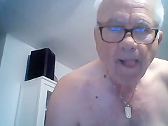 62 yo man from France