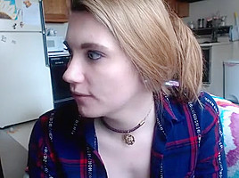 6548778 cute tgirl teen 18+ next door 480p