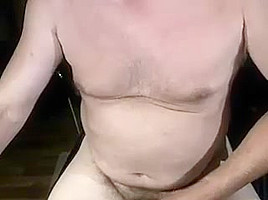 933