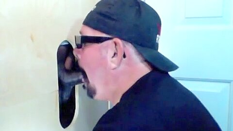 A Chocolate Visits The Gloryhole and Cums - GloryholeHookups