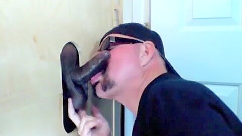 A Chocolate Visits The Gloryhole and Cums - GloryholeHookups