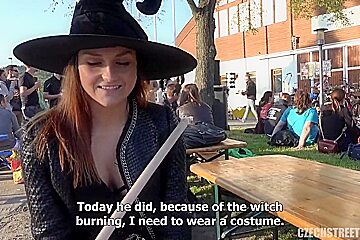 A pure Russian disguised for halloween