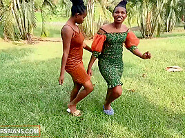 African Lesbians - Ebony StepTwins Feel The Other's Pussy As Their Own