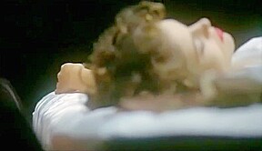 Alyssa Milano nude