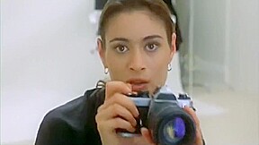 Alyssa Milano nude