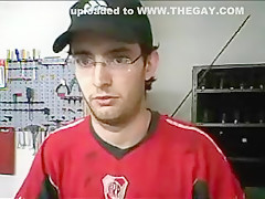 Amateur Boy Wanking Till Thug Butter