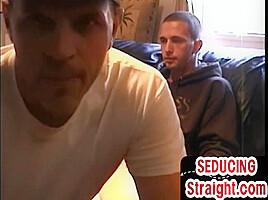 Amateur straighty cums after getting blowjob from stud