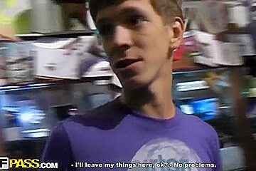 Amateur teen 18+ Eva Cats makes dirty things in the mall