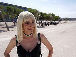 Amelia, 35, from Rennes!