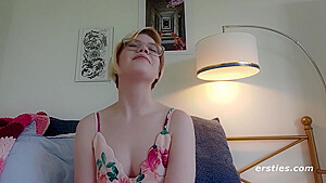 American Pearl Gets Horny When She Plays With Her Nipples