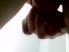 American amateur tries out dildo after getting blowjob