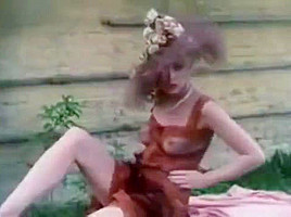 Anne Magle in I Lovens Tegn (1976)
