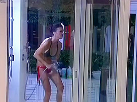 Antonella Mosetti Doccia Al Grande Fratello