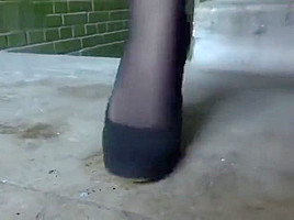 Anya stairway locust crushing in high heels 