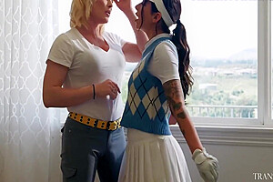 April Olsen, Lucy Heart And Lucy Hart - Hole In One 6 Min