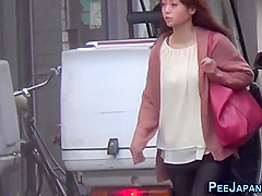 Asian 18-year-olds Spraying Piss