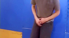 BALLBUSTING ASHTON KUTCHERR (Lookalike)