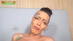 BRAZILIAN TRANSSEXUALS Gabi Maia Plays With Fleshlight