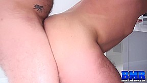 BREEDMERAW Hunk Hugh Hunter Barebacked By Alessio Romero