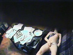 Babe lies on back and rubs cunt on amateur masturbate video