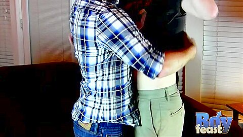 Bareback Bottom Kendall Takes It - Benji Elliot And Kendoll Mace
