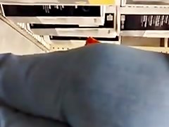 Big ass Latina milf