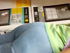 Big ass Latina milf