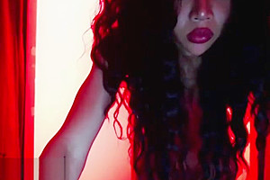 Big dick stripdancer ladyboy