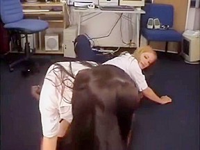 Black And White Facesitting Assassin Headscissor Break