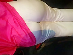 Black Milf booty in white pants