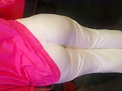 Black Milf booty in white pants