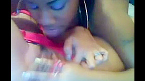 Black & Mixed Girl Teasing & Eating Pussy On Cam