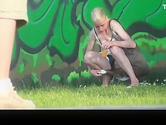 Blond festival wee