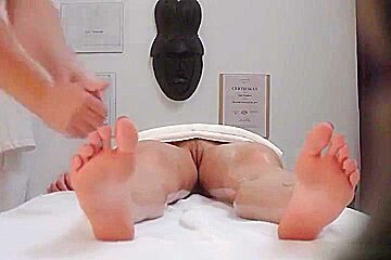 Blonde in massage porno video