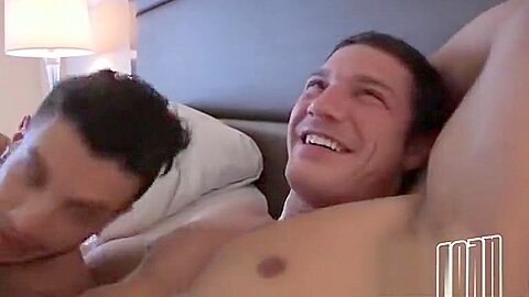 Brandon & Manny - BAREBACK PARA SEAN CODY