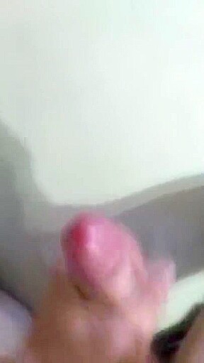 Branlette de fin d'apres midi avec grosse ejaculation