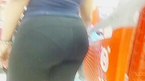 Bubble booty latina milf in target