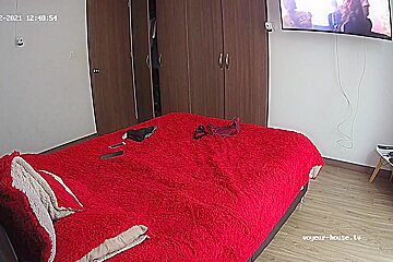 Busty Black Haired Amateur Babe Banged On Digital Cam