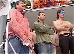 Busty Italian teen 18+ sucked a cock on the casting