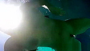 Buxom Alison Tyler takes a bath and rubs herself down