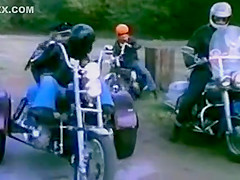 CC - Bike Gang Ball