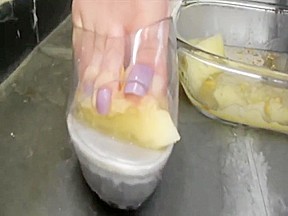 CRUSHING MELON