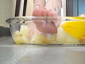 CRUSHING MELON