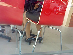 Candid Asian Nylon Shoeplay Feet Legs in Cafe