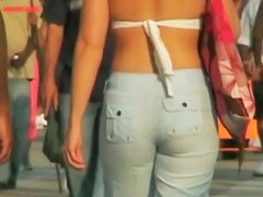 Candid public vid of a tight ass blonde