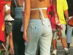 Candid public vid of a tight ass blonde