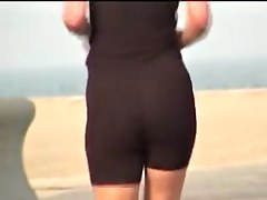 Candid sports booty in the tight pants on my camera 07zh